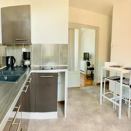 Confort - Wifi - Proche Tramway Apartment